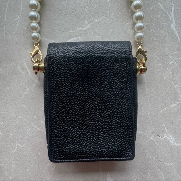 Authentic CHANEL Vintage CC Caviar Leather Mini Pouch Cigarette Crossbody Bag - Picture 9 of 16